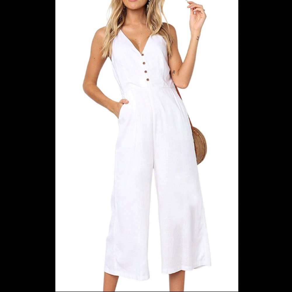 white jumpsuit (BRAND NEW / NEVER BEEN WORN)